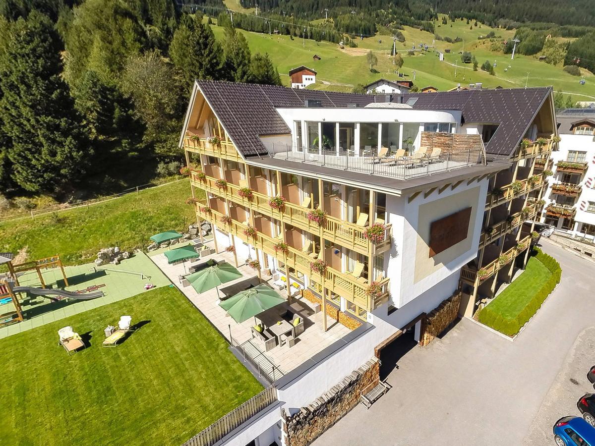 Natuerlich Hotel Mit Charakter Fiss Ngoại thất bức ảnh